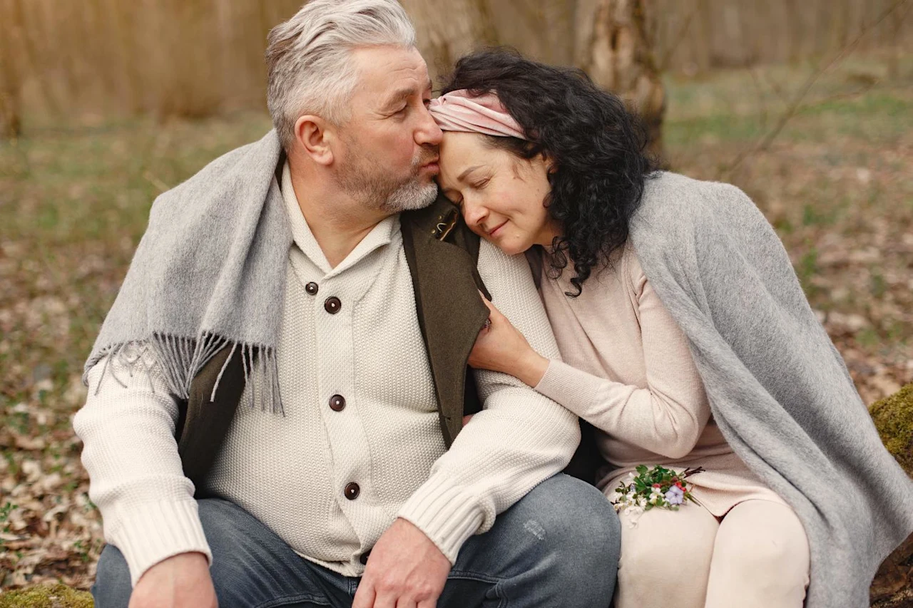 Couple discussing what a retirement fund is and how to start one.